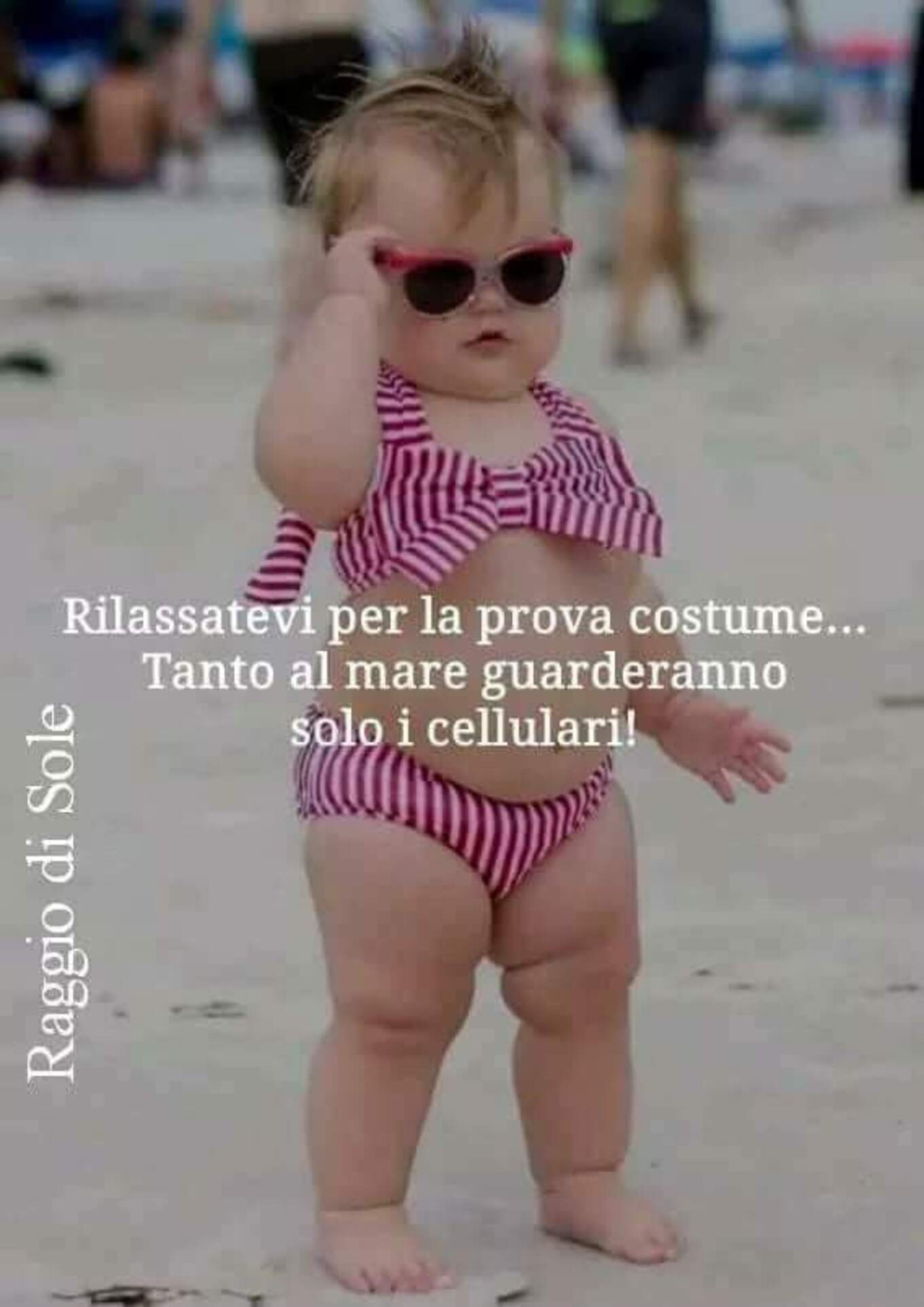 Rilassatevi per la prova costume. Tanto al mare guarderanno solo i cellulari!